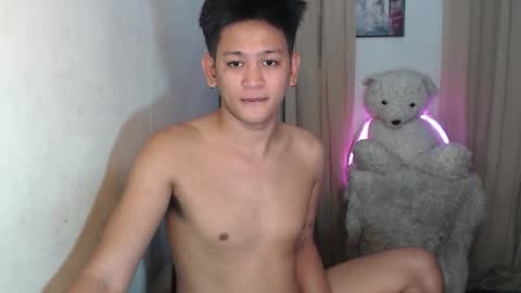 Snapshot of bj_alex31 chatting on 13, 11, 2025 alex online show from 13, 11, 2025