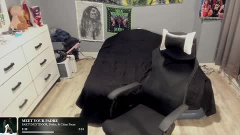 Snapshot of blaccanalmatters chatting on 16, 11, 2025 Plant Base Streamers From Pennsylvania online show from 16, 11, 2025