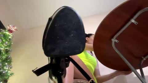 Snapshot of black_alex_ chatting on 11, 1, 2025 Alexandra online show from 11, 1, 2025