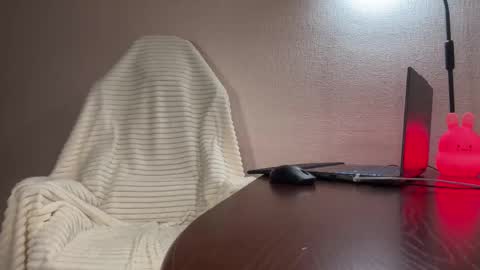 Snapshot of black_alex_ chatting on 19, 10, 2025 Alexandra online show from 19, 10, 2025