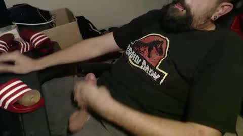 Snapshot of black_beard_slides chatting on 13, 9, 2025 black_beard_slides online show from 13, 9, 2025