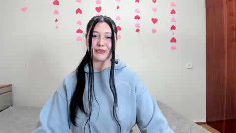 Snapshot of black_berry_bla_ck chatting on 24, 2, 2025 black_berry_bla_ck online show from 24, 2, 2025