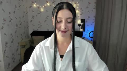 Snapshot of black_berry_bla_ck chatting on 10, 9, 2025 black_berry_bla_ck online show from 10, 9, 2025