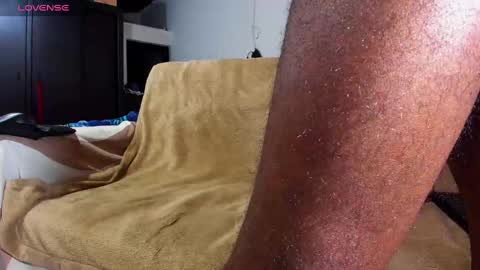 Snapshot of black_diamond_t chatting on 9, 10, 2025 Black Diamond online show from 9, 10, 2025