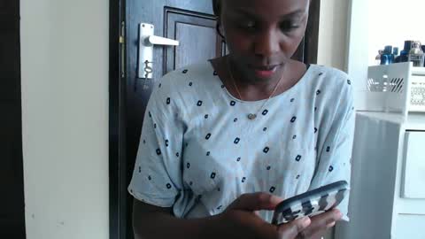 black ghodess online show from 21, 2, 2025