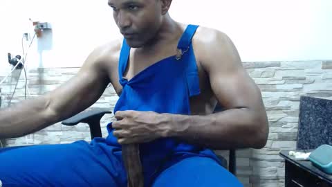 Snapshot of black_latino6 chatting on 20, 11, 2025 black_latino6 online show from 20, 11, 2025