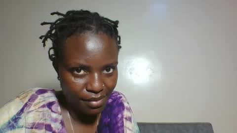 Snapshot of black_mellanin01 chatting on 17, 10, 2025 black_mellanin01 online show from 17, 10, 2025