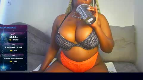 black_sexyfish online show from 6, 12, 2024
