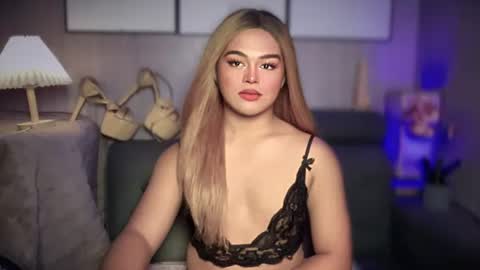 Snapshot of blackbarbiechantalxvx chatting on 1, 3, 2025 blackbarbiechantalxvx online show from 1, 3, 2025