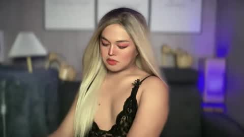 Snapshot of blackbarbiechantalxvx chatting on 4, 3, 2025 blackbarbiechantalxvx online show from 4, 3, 2025