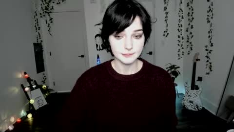 Snapshot of blackberryfizz chatting on 15, 12, 2025 Ella online show from 15, 12, 2025