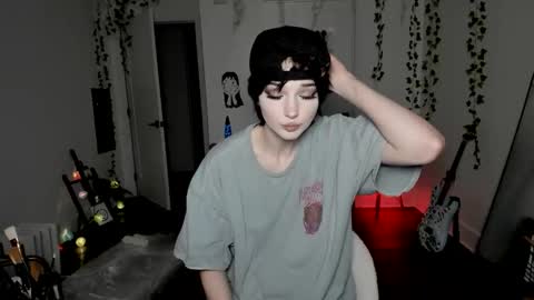 Ella online show from 19, 12, 2025