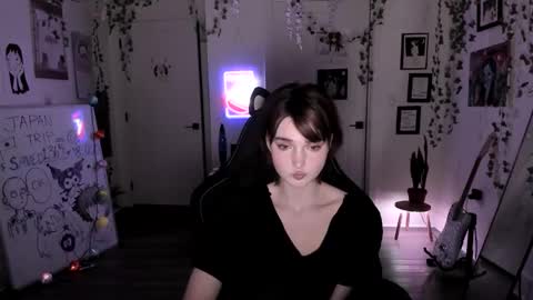 Ella online show from 17, 3, 2026