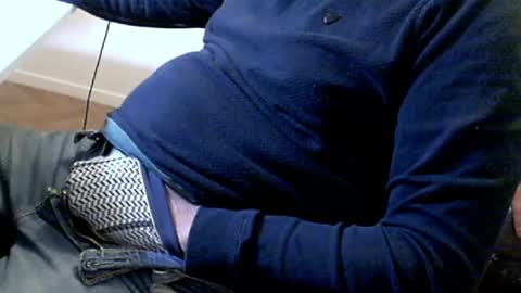 blackdwhite online show from 7, 4, 2026