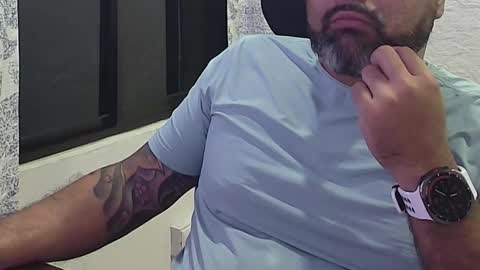 Snapshot of blackfirebird chatting on 24, 10, 2025 blackfirebird online show from 24, 10, 2025