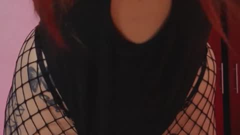 blackkitsune5 online show from 5, 2, 2026