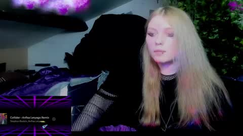 Morgane online show from 5, 12, 2024