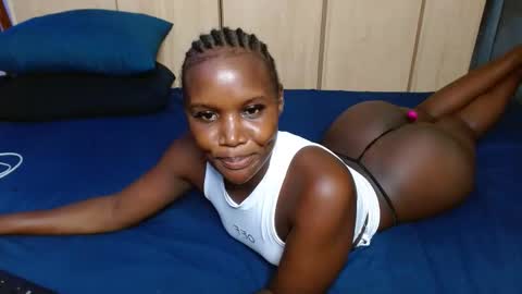 Smiley sylivia online show from 4, 12, 2024