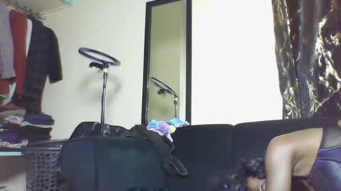 Snapshot of blackprincess25 chatting on 29, 10, 2025 Lorraine online show from 29, 10, 2025