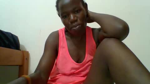 Snapshot of blacksexygal chatting on 30, 11, 2025 SARAH online show from 30, 11, 2025