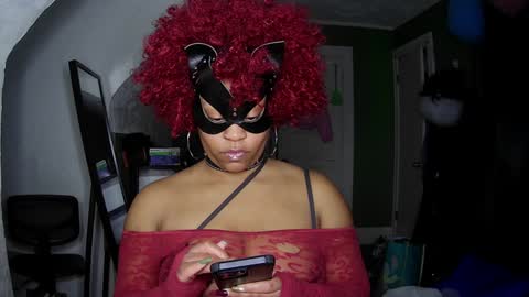 Queen Siren online show from 12, 12, 2024