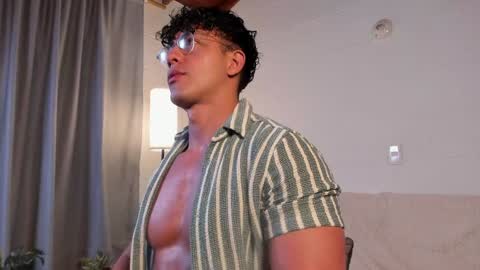 Blake Levi  Independent Model online show from 15, 12, 2024