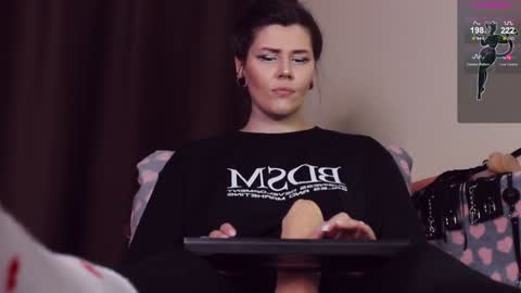 Britney online show from 2, 2, 2025