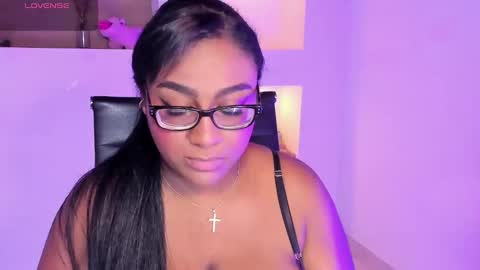 Snapshot of blakmillerrgilson chatting on 2, 2, 2025 blak miller online show from 2, 2, 2025