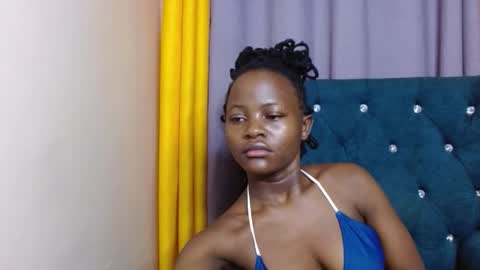 Snapshot of blaq_cherry chatting on 2, 11, 2025 cherry online show from 2, 11, 2025