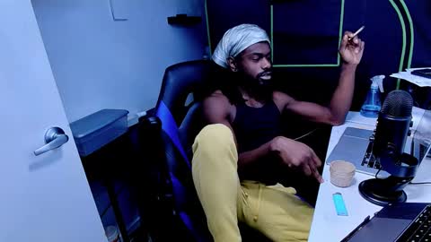 Snapshot of blaqjay chatting on 6, 2, 2025 BlaqJay online show from 6, 2, 2025