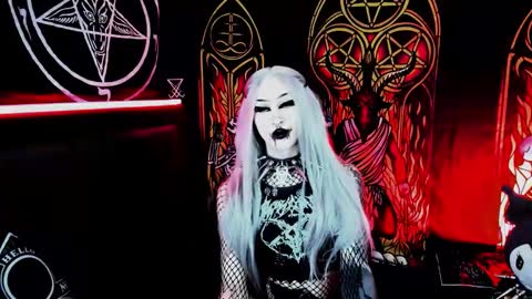 Snapshot of blasphemiangxrl chatting on 14, 11, 2025 online show from 14, 11, 2025