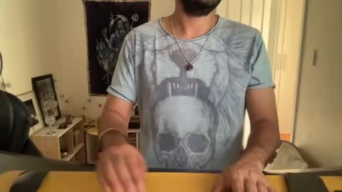 Snapshot of bleakshado chatting on 17, 12, 2025 bleakshado online show from 17, 12, 2025