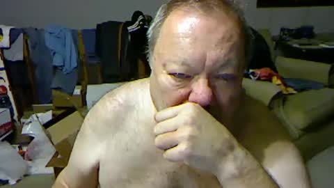 Snapshot of blemon32 chatting on 22, 9, 2025 Bob online show from 22, 9, 2025