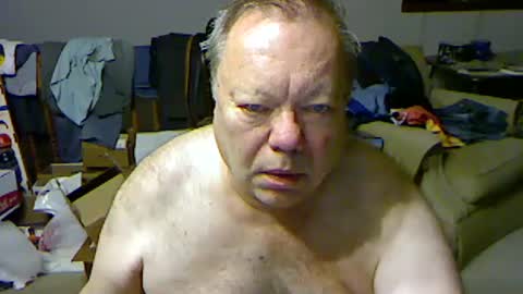 Snapshot of blemon32 chatting on 25, 9, 2025 Bob online show from 25, 9, 2025