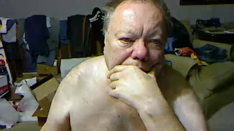 Snapshot of blemon32 chatting on 27, 9, 2025 Bob online show from 27, 9, 2025