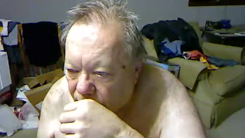 Snapshot of blemon32 chatting on 15, 10, 2025 Bob online show from 15, 10, 2025