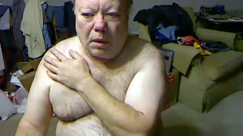 Snapshot of blemon32 chatting on 23, 10, 2025 Bob online show from 23, 10, 2025