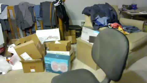 Snapshot of blemon32 chatting on 28, 10, 2025 Bob online show from 28, 10, 2025