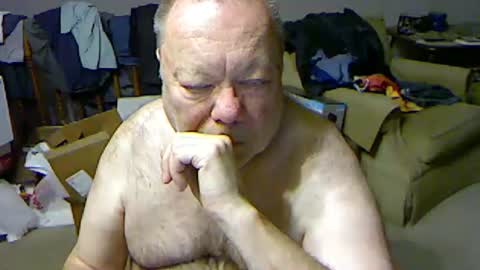 Snapshot of blemon32 chatting on 31, 10, 2025 Bob online show from 31, 10, 2025