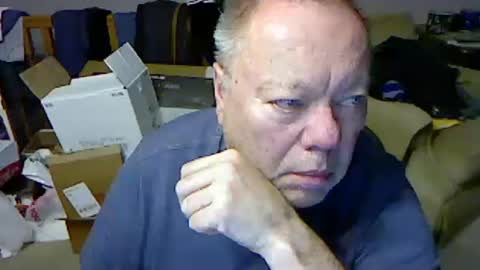 Snapshot of blemon32 chatting on 15, 11, 2025 Bob online show from 15, 11, 2025