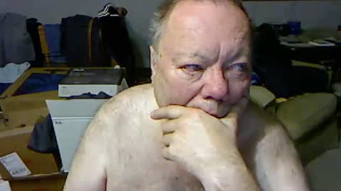 Snapshot of blemon32 chatting on 20, 11, 2025 Bob online show from 20, 11, 2025