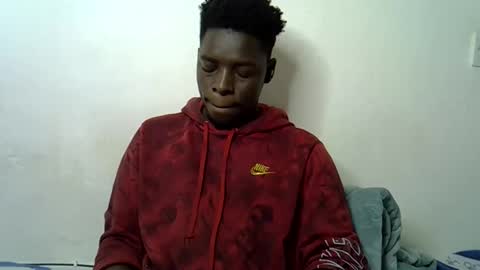 Snapshot of blesse_mixed chatting on 2, 11, 2025 Black brown online show from 2, 11, 2025