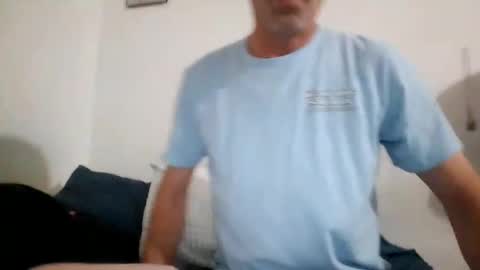 Banana boy blinky online show from 25, 12, 2024