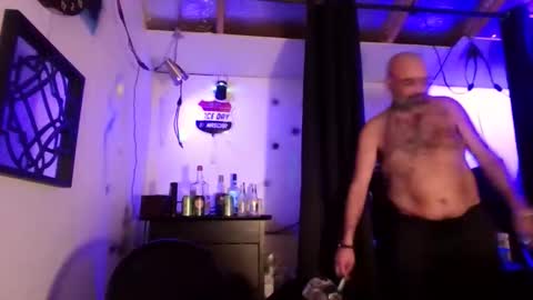 Snapshot of bloki123 chatting on 31, 3, 2026 lo que nunca olvidaras online show from 31, 3, 2026