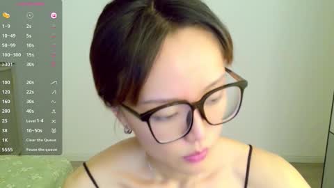 YoYo online show from 19, 9, 2025