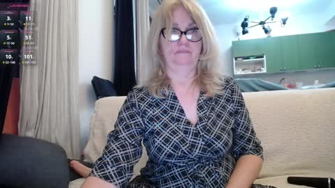 Karina online show from 28, 1, 2025