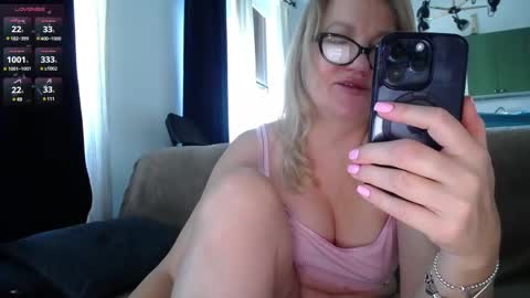 Karina online show from 9, 2, 2025