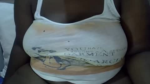 Snapshot of blonde202 chatting on 21, 10, 2025 Abbygael online show from 21, 10, 2025