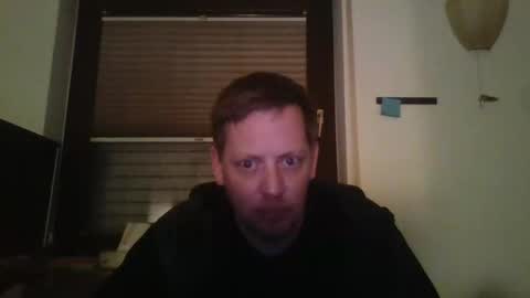 Snapshot of blonde32m chatting on 25, 1, 2025 blonde32m online show from 25, 1, 2025