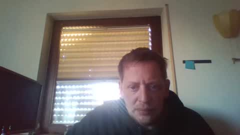 Snapshot of blonde32m chatting on 9, 3, 2025 blonde32m online show from 9, 3, 2025